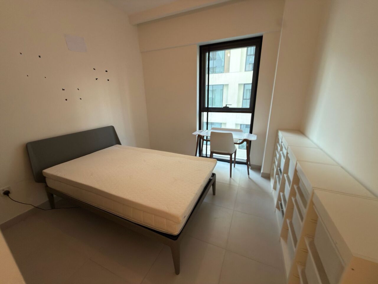 Summer Building 3 – Creek Beach